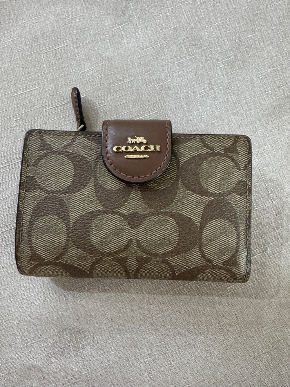 Coach wallet’s